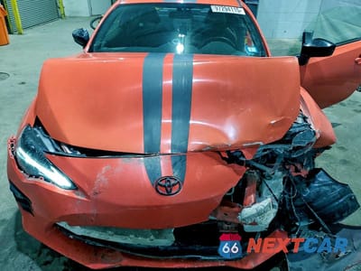 Zdjęcie 11 z 11 samochodu: 2017 TOYOTA 86 BASE VIN:JF1ZNAA14H8706977 - miniatura