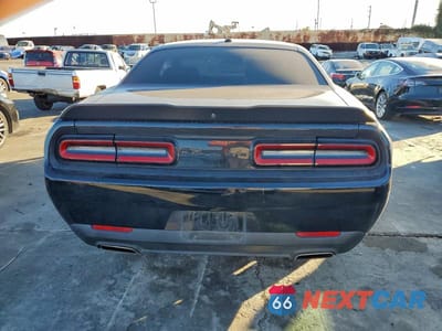 Zdjęcie 6 z 11 samochodu: 2021 DODGE CHALLENGER SXT VIN:2C3CDZAG9MH514453 - miniatura
