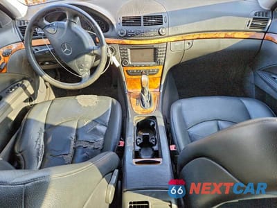 Zdjęcie 8 z 12 samochodu: 2005 MERCEDES-BENZ E 320 4MATIC VIN:WDBUF82J35X179653 - miniatura