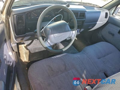 Zdjęcie 8 z 12 samochodu: 1997 TOYOTA TACOMA VIN:4TANL42N6VZ237846 - miniatura