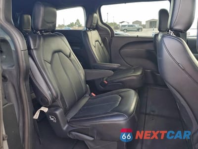 Zdjęcie 11 z 14 samochodu: 2025 CHRYSLER PACIFICA SELECT VIN:2C4RC1BG6SR544736 - miniatura