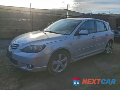 2005 MAZDA 3 HATCHBACK JM1BK343051269626 - główne zdjęcie licytacji z USA - miniatura