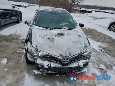 Piąte zdjęcie samochodu w środku: 2016 TOYOTA SCION IM VIN:JTNKARJE9GJ511727 - miniatura