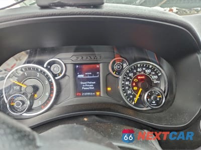 Zdjęcie 9 z 14 samochodu: 2022 RAM 5500 VIN:3C7WRNDL5NG213064 - miniatura