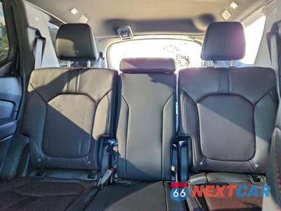 Zdjęcie 10 z 14 samochodu: 2025 HONDA PILOT BLACK VIN:5FNYG1H91SB177118 - miniatura