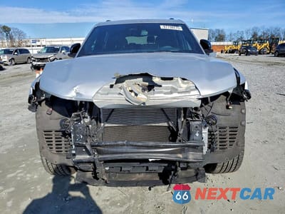 Piąte zdjęcie samochodu w środku: 2023 JEEP GRAND CHEROKEE L LAREDO VIN:1C4RJKAG7P8825220 - miniatura