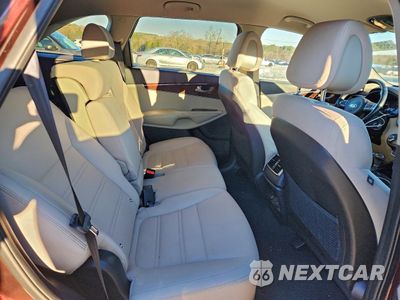 Zdjęcie 11 z 15 samochodu: 2016 KIA SORENTO LX VIN:5XYPGDA31GG029070 - miniatura