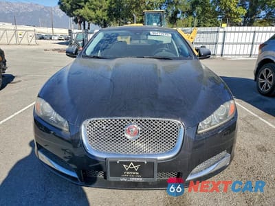 Piąte zdjęcie samochodu w środku: 2015 JAGUAR XF 2.0T PREMIUM VIN:SAJWA0FS7FPU83374 - miniatura