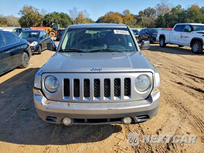Piąte zdjęcie samochodu w środku: 2015 JEEP PATRIOT SPORT VIN:1C4NJPBA3FD190671 - miniatura