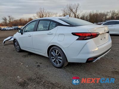 Drugie zdjęcie samochodu z przodu: 2021 NISSAN VERSA SV VIN:3N1CN8EV8ML885965 - miniatura