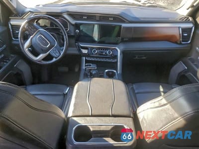 Zdjęcie 8 z 12 samochodu: 2023 GMC SIERRA K1500 DENALI VIN:1GTUUGE84PZ334132 - miniatura
