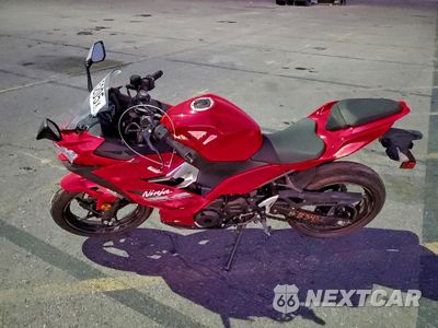 Trzecie zdjęcie samochodu z tyłu: 2021 KAWASAKI EX400 VIN:JKAEXKG17MDAA3576 - miniatura