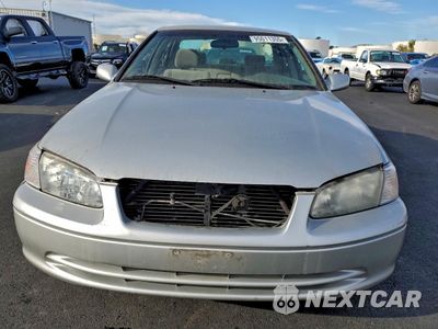 Piąte zdjęcie samochodu w środku: 2001 TOYOTA CAMRY CE VIN:4T1BG22K61U846850 - miniatura