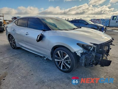Czwarte zdjęcie samochodu z boku: 2022 NISSAN MAXIMA SV VIN:1N4AA6CV8NC505811 - miniatura