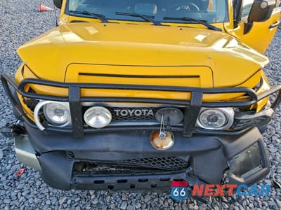 Zdjęcie 11 z 12 samochodu: 2008 TOYOTA FJ CRUISER BASE VIN:JTEBU11F380106455 - miniatura