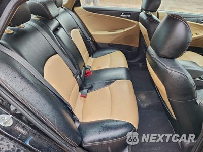 Zdjęcie 10 z 13 samochodu: 2013 HYUNDAI SONATA GLS VIN:5NPEB4AC7DH810282 - miniatura