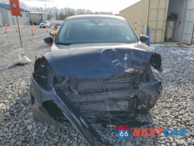 Piąte zdjęcie samochodu w środku: 2021 FORD ESCAPE SE VIN:1FMCU9G64MUA96421 - miniatura