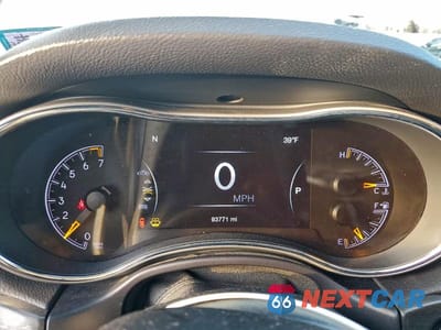 Zdjęcie 9 z 13 samochodu: 2017 JEEP GRAND CHEROKEE LAREDO VIN:1C4RJFAG6HC951834 - miniatura
