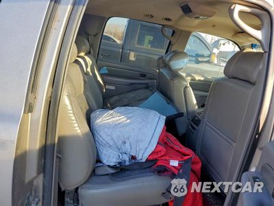 Zdjęcie 11 z 13 samochodu: 2002 GMC DENALI XL K1500 VIN:1GKFK66UX2J159319 - miniatura