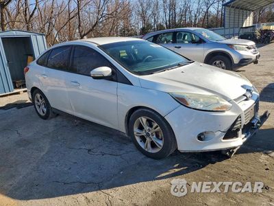 Czwarte zdjęcie samochodu z boku: 2014 FORD FOCUS SE VIN:1FADP3F23EL413274 - miniatura