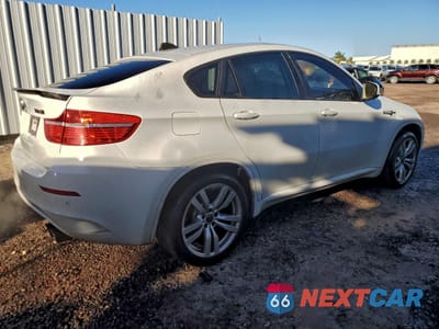 Trzecie zdjęcie samochodu z tyłu: 2012 BMW X6 M VIN:5YMGZ0C53CLL29619 - miniatura