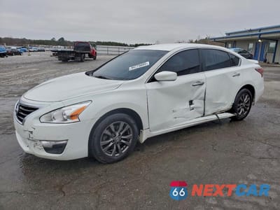 2015 NISSAN ALTIMA 2.5 S 1N4AL3AP4FN910230 - główne zdjęcie licytacji z USA - miniatura