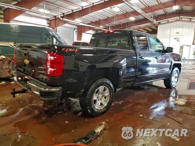 Trzecie zdjęcie samochodu z tyłu: 2018 CHEVROLET SILVERADO K1500 LT VIN:2GCVKREC3J1108433 - miniatura