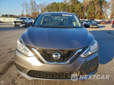 Piąte zdjęcie samochodu w środku: 2018 NISSAN SENTRA S VIN:3N1AB7APXJY259222 - miniatura