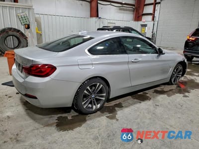 Trzecie zdjęcie samochodu z tyłu: 2020 BMW 430XI VIN:WBA4W5C01LFJ55163 - miniatura