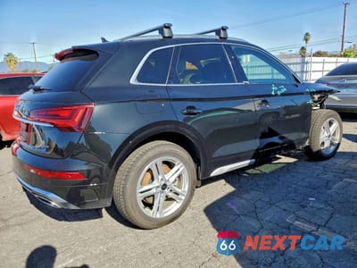 Trzecie zdjęcie samochodu z tyłu: 2025 AUDI Q5 E PREMIUM PLUS 55 VIN:WA1E2AFY8S2062055 - miniatura