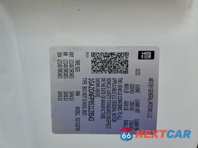 Zdjęcie 14 z 14 samochodu: 2025 CHEVROLET EXPRESS G3500 LS PASSENGER RWD 3500 EXTENDED WHEELBASE VIN:1GAZGNFP9S1129543 - miniatura