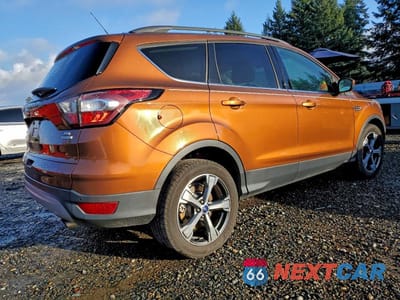 Trzecie zdjęcie samochodu z tyłu: 2017 FORD ESCAPE SE VIN:1FMCU0GD1HUA19652 - miniatura
