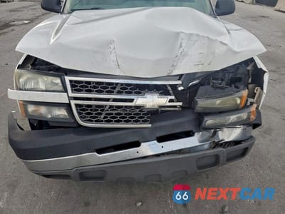 Zdjęcie 11 z 12 samochodu: 2005 CHEV SILVERADO C2500 HEAVY DUTY VIN:1GCHC29U95E234725 - miniatura