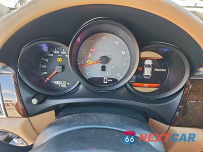 Zdjęcie 9 z 12 samochodu: 2016 PORSCHE MACAN S VIN:WP1AB2A53GLB56321 - miniatura