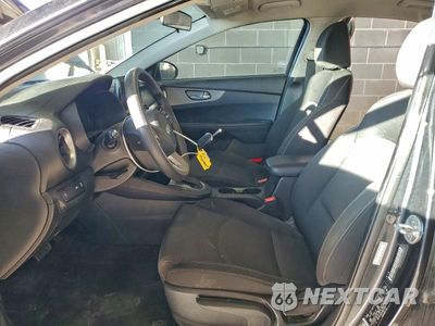 Zdjęcie 7 z 12 samochodu: 2021 KIA FORTE FE VIN:3KPF24AD1ME303878 - miniatura