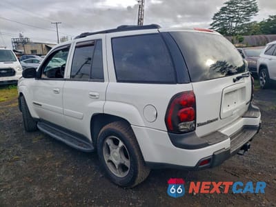 Drugie zdjęcie samochodu z przodu: 2004 CHEVROLET TRAILBLAZER LS VIN:1GNDT13S242329599 - miniatura