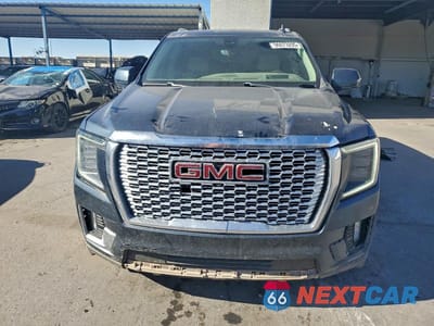 Piąte zdjęcie samochodu w środku: 2021 GMC YUKON DENALI VIN:1GKS2DKL4MR199772 - miniatura
