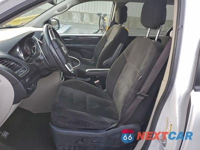 Zdjęcie 7 z 13 samochodu: 2015 DODGE GRAND CARAVAN SE VIN:2C4RDGBG7FR567271 - miniatura