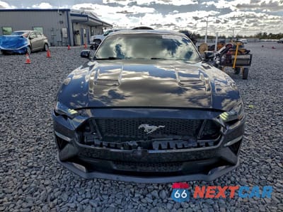 Piąte zdjęcie samochodu w środku: 2020 FORD MUSTANG GT VIN:1FA6P8CF1L5103588 - miniatura