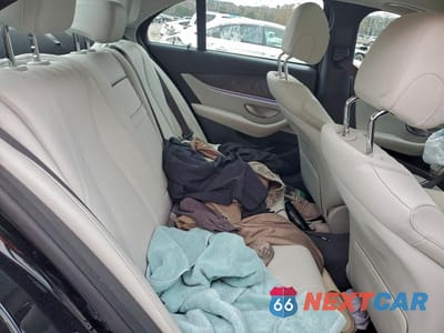 Zdjęcie 10 z 11 samochodu: 2022 MERCEDES-BENZ E 350 VIN:W1KZF8DB5NB056646 - miniatura