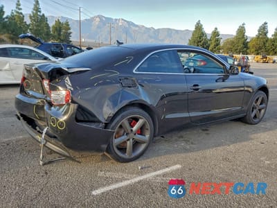 Trzecie zdjęcie samochodu z tyłu: 2010 AUDI A5 PREMIUM PLUS VIN:WAURFAFR6AA049262 - miniatura