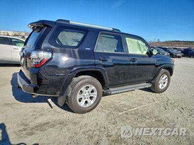 Trzecie zdjęcie samochodu z tyłu: 2022 TOYOTA 4RUNNER SR5 VIN:JTEEU5JR3N5275288 - miniatura