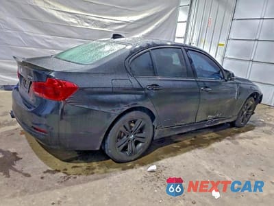 Trzecie zdjęcie samochodu z tyłu: 2016 BMW 328 XI SULEV VIN:WBA8E3G57GNT76132 - miniatura
