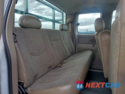 Zdjęcie 10 z 12 samochodu: 2005 CHEV SILVERADO C2500 HEAVY DUTY VIN:1GCHC29U95E234725 - miniatura