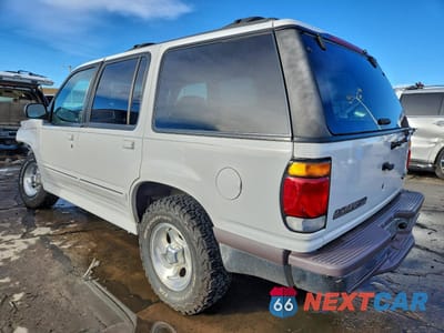 Drugie zdjęcie samochodu z przodu: 1997 FORD EXPLORER VIN:1FMDU34X4VZC35580 - miniatura