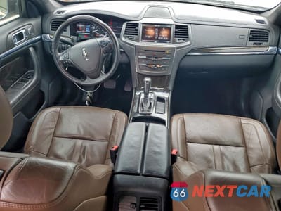 Zdjęcie 8 z 14 samochodu: 2015 LINCOLN MKS VIN:1LNHL9EK8FG604318 - miniatura