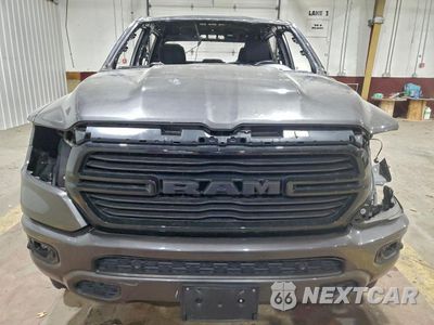 Piąte zdjęcie samochodu w środku: 2021 RAM 1500 BIG HORN/LONE STAR VIN:1C6SRFFT2MN588194 - miniatura