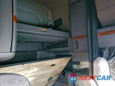 Zdjęcie 6 z 10 samochodu: 2021 INTERNATIONAL LT625 SEMI TRUCK VIN:3HSDZAPR4MN292368 - miniatura