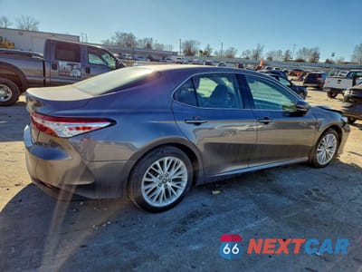 Trzecie zdjęcie samochodu z tyłu: 2018 TOYOTA CAMRY HYBRID VIN:4T1B21HK3JU502652 - miniatura