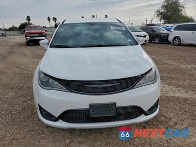 Piąte zdjęcie samochodu w środku: 2020 CHRYSLER PACIFICA TOURING VIN:2C4RC1FG9LR204038 - miniatura